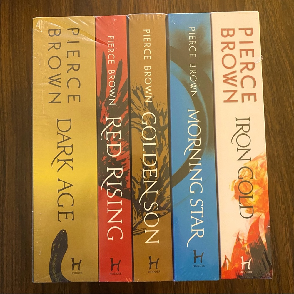 RED RISING SET